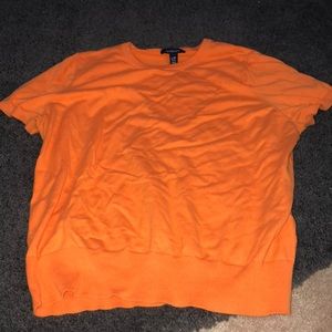 Bright orange T-shirt w cinched sleeves and waist